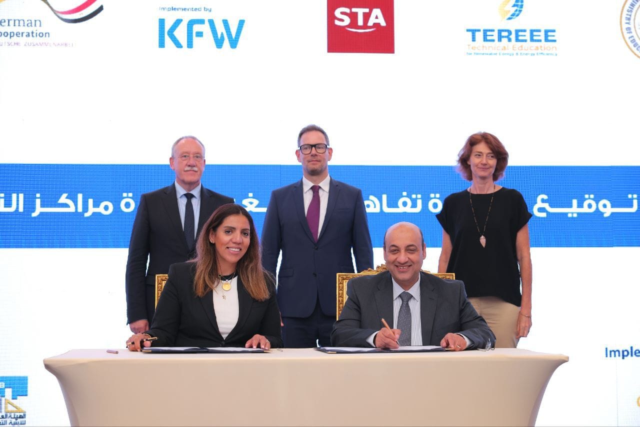 وزير الإسكان يبرز نجاحات التنمية العمرانية ويستعرض تطوير الساحل الشمالي في ملتقى بناة مصر العاشر