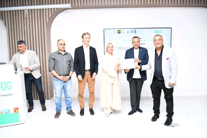 وزيرة البيئة تُكرم رواد السياحة البيئية وتعلن وصول مصر إلى 37 من الطاقة المتجددة