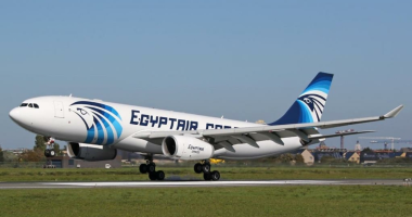  مصر للطيران تعلن إلغاء الرحلات المتجهة إلى الخليج العربي لحين استقرار الأوضاع 