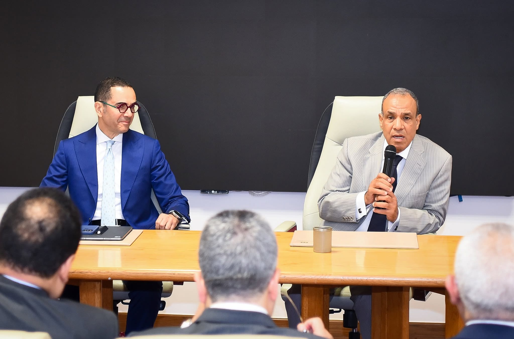 الخارجية والاستثمار في لقاء مشترك مع السفراء الجدد