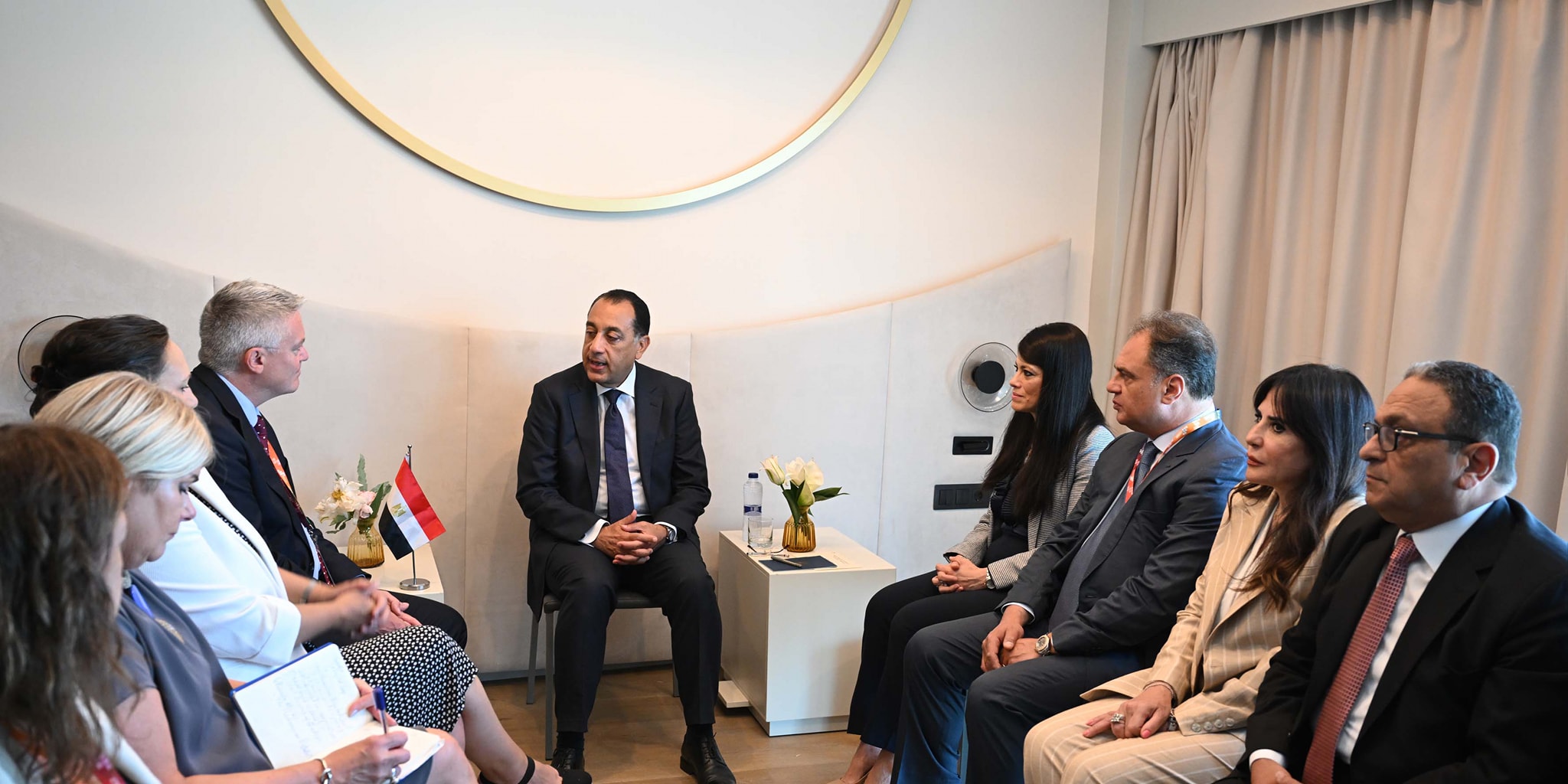 مدبولي يبحث مع أمين عام OECD خريطة طريق لتعزيز التعاون ودعم الاقتصاد المصري