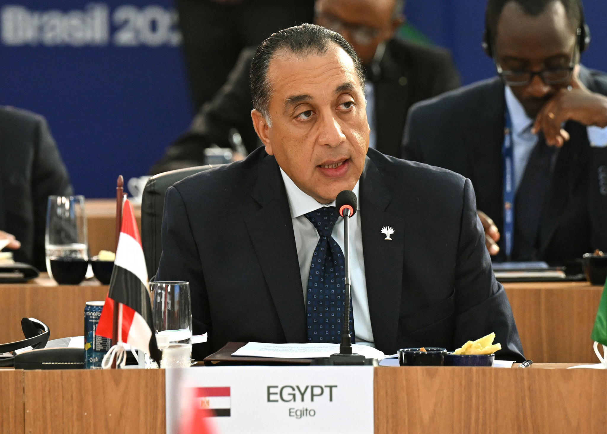  رئيس الوزراء: مصر ترفض أي خطط لتهجير أو نقل سكان غزة بعيدا عن وطنهم 
