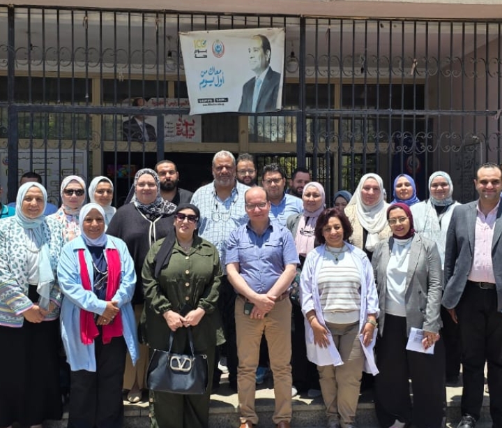 «الصحة» تتابع تطوير خدمات الرعاية الأولية والتحول الرقمي داخل الوحدات الصحية بالقاهرة
