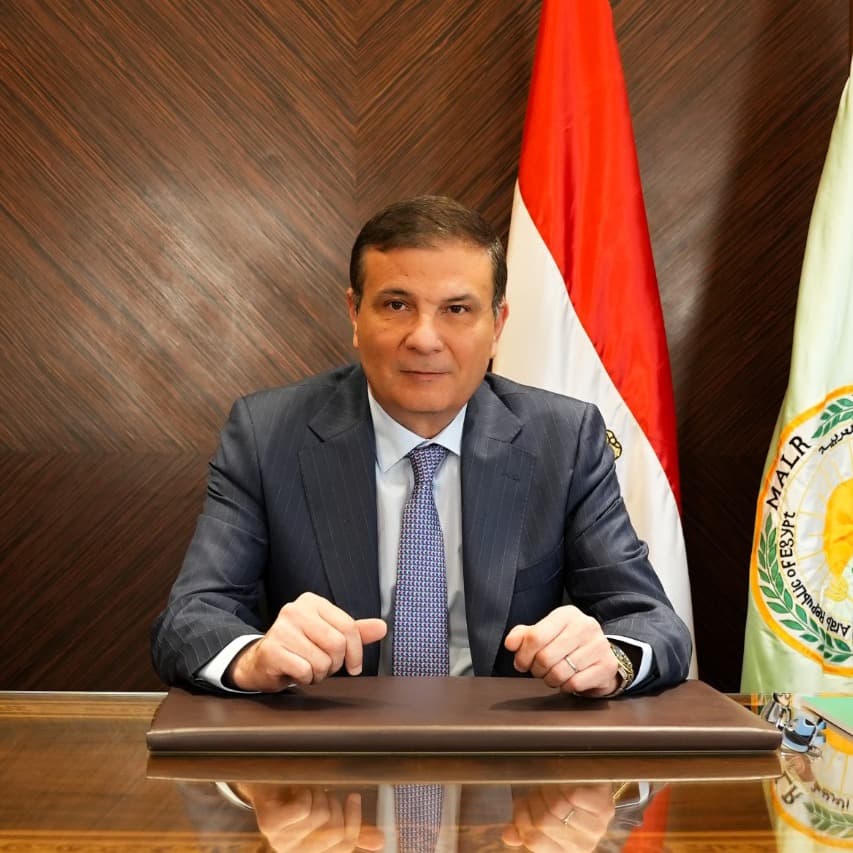 وزير الزراعة يُشكّل لجنة لاختيار الفائزين بجوائز مركز البحوث الزراعية 